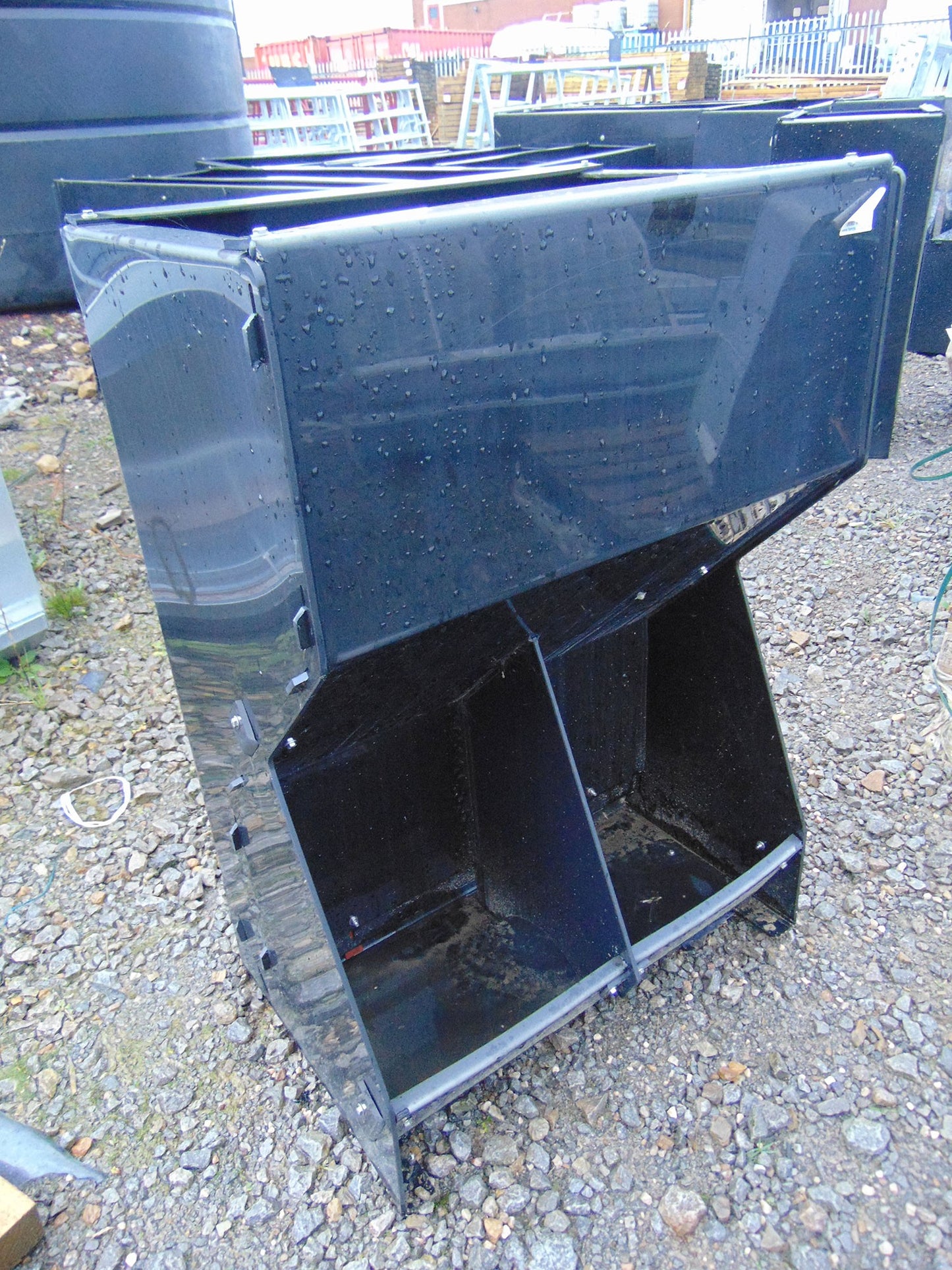 Henderson 2 Space Pig Finisher Feeder