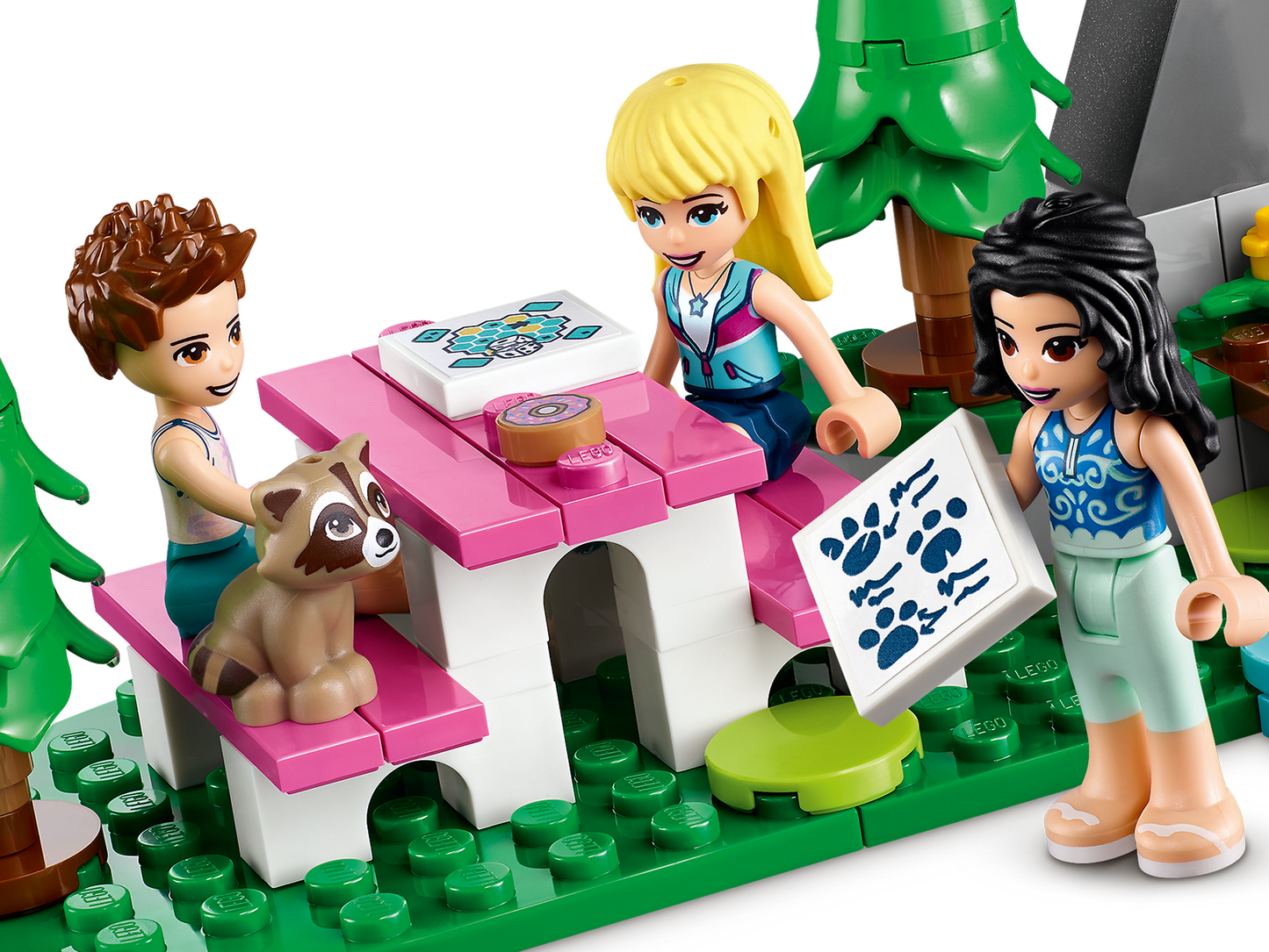 Lego Friends Forest Camper Van & Sailboat 41681