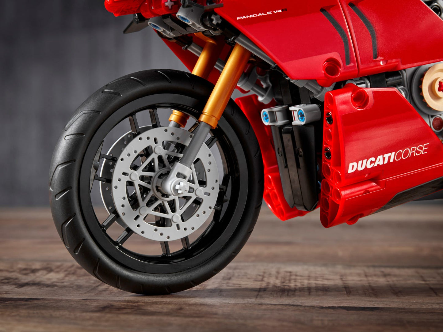 Lego Technic Ducati Panigale V4 R Technic 42107