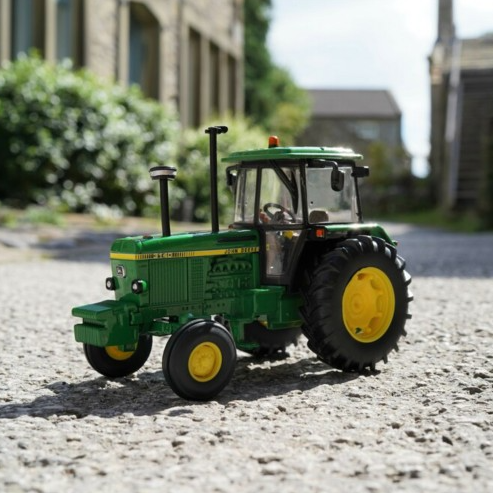 Britains John Deere 3140 2WD - Limited Edition