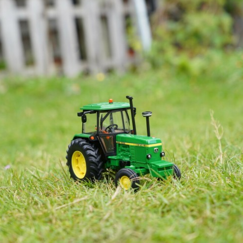Britains John Deere 3140 2WD - Limited Edition