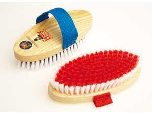 Equerry Wooden Body Brush Medium