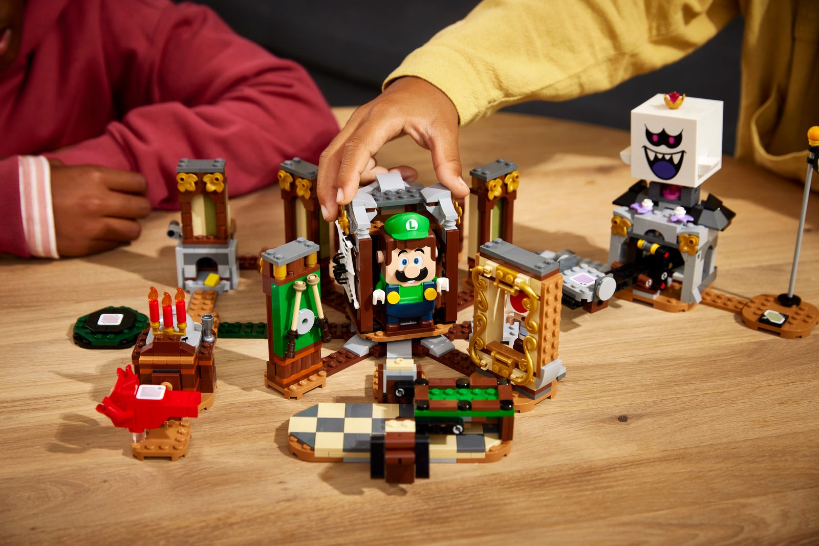 LEGO Super Mario Luigi’s Mansion Haunt-and-Seek Expansion Set