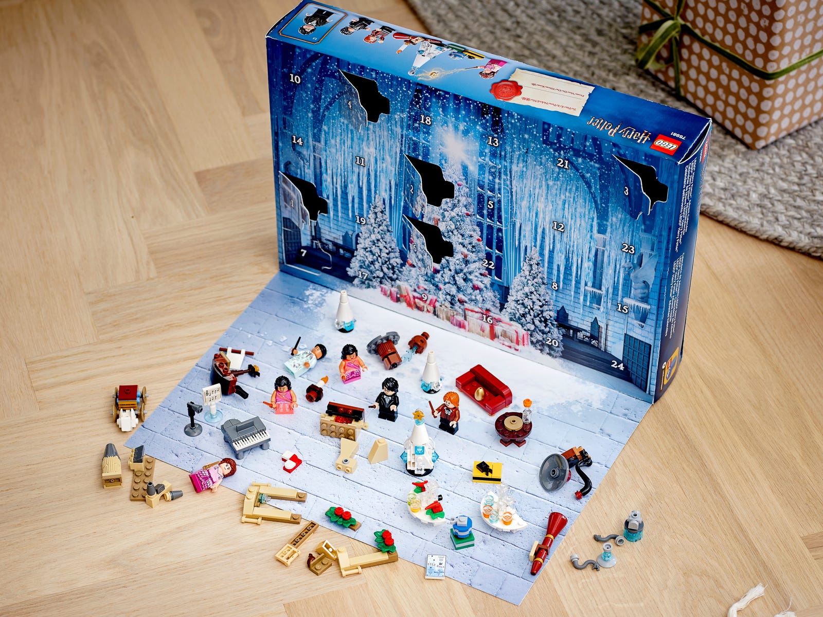 LEGO Harry Potter Advent Calendar 2020 75981
