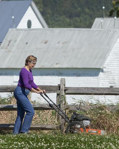 DR 8.75 PRO XL Electric Start Trimmer Mower