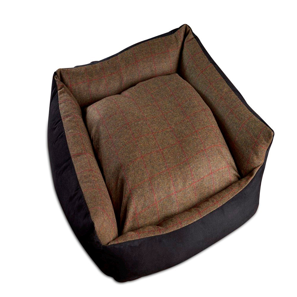 Bronte Glen Tweed Wool Cosy Dog Bed
