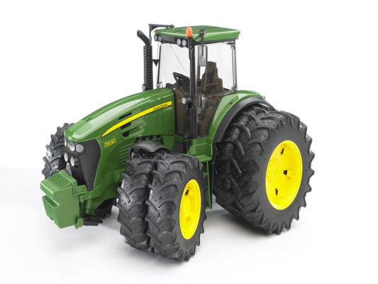Bruder JD 7930 Twin Wheel 03052