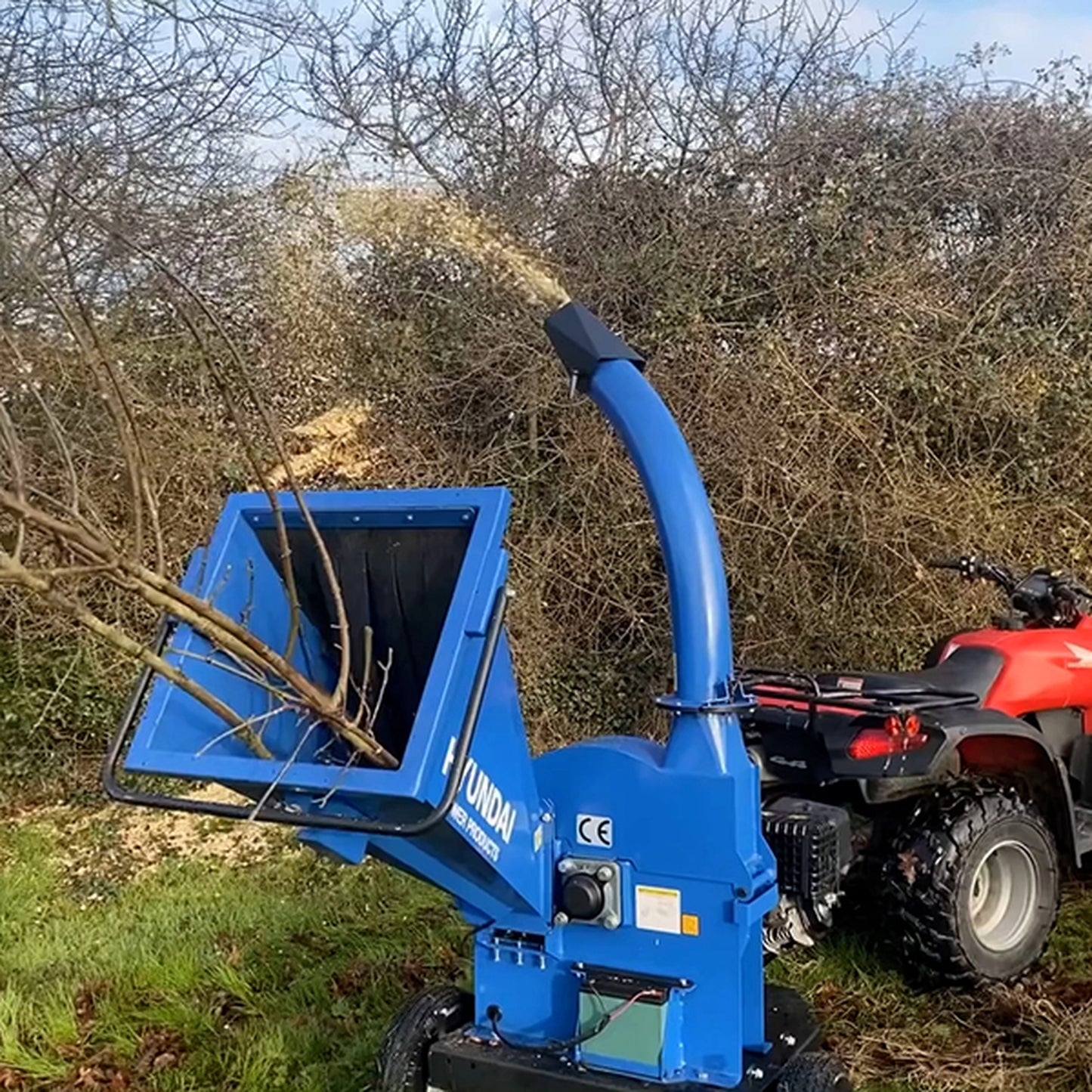 Hyundai HYCH15100TE Petrol Wood Chipper