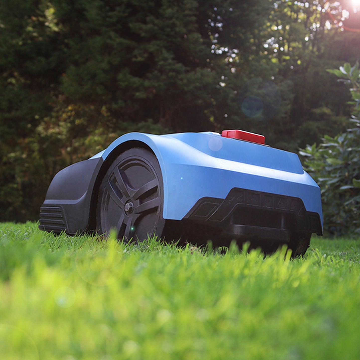 Hyundai HYRM1000 Robot Lawn Mower