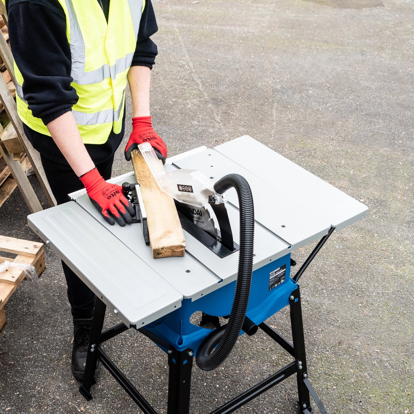 Hyundai HYTS1800E Electric Table Saw