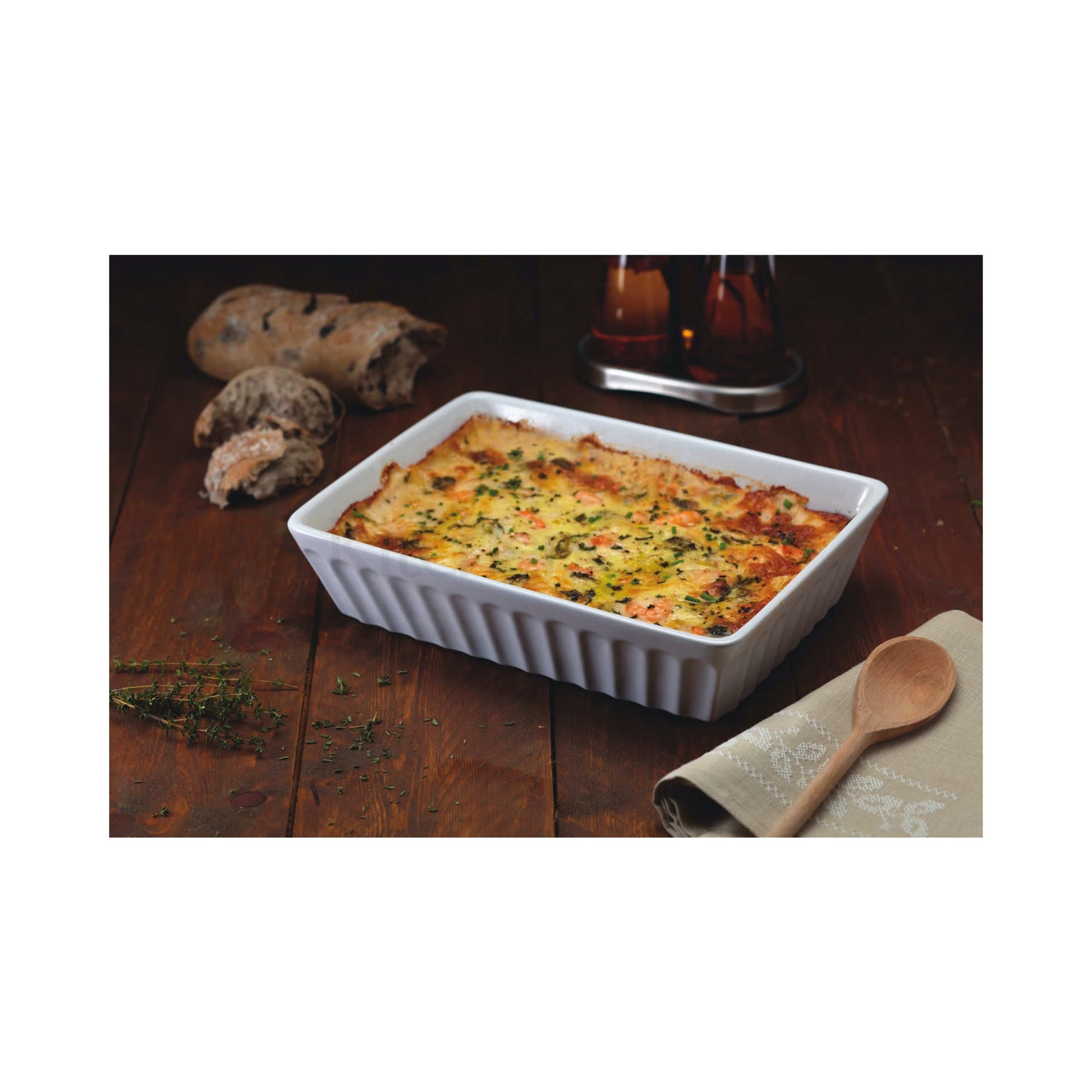 World of Flavours Medium Lasagne Dish