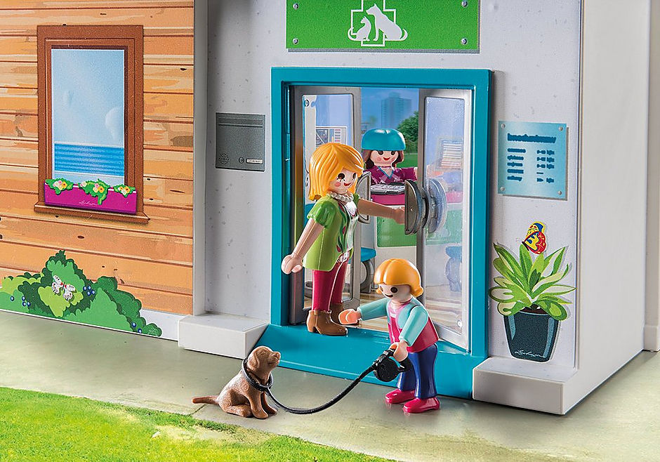 Playmobil City Life Take Along Vet Clinic