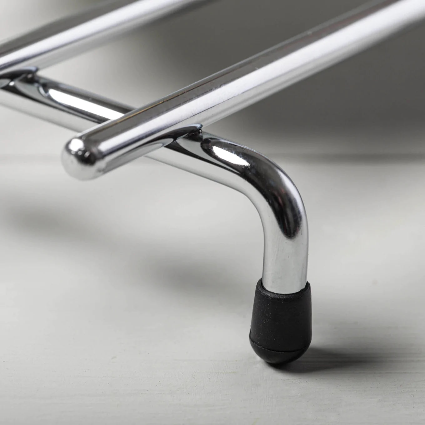 Kilo Deluxe Chrome Trivet – Medium