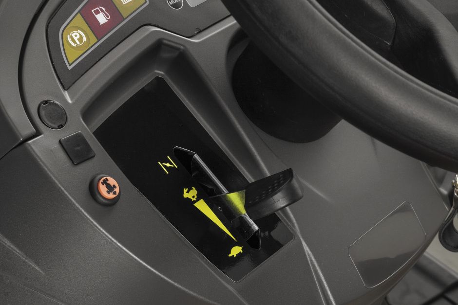 STIGA Tornado 7108 W Petrol Garden Tractor