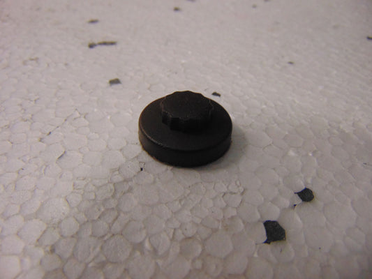 Screw Caps Van Dyke Brown - Per 100