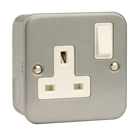 Scolmore 13A 1G DP Metal Clad Switched Socket Outlet