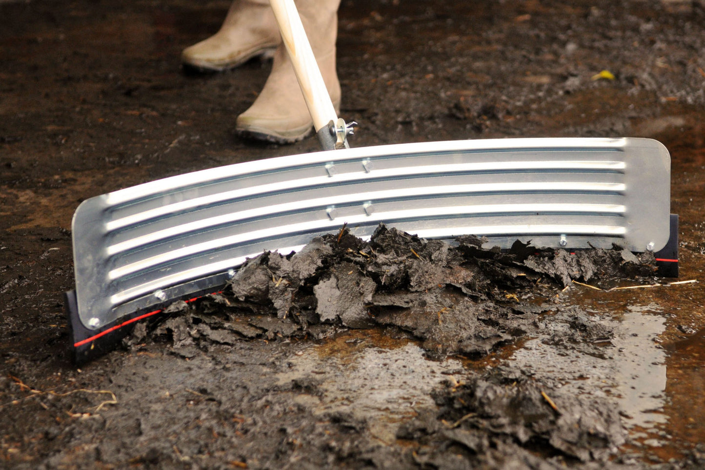 Dub'L-Lif Curved Squeegee / Yard Scraper