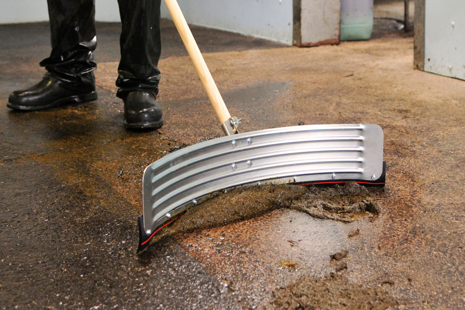 Dub'L-Lif Curved Squeegee / Yard Scraper