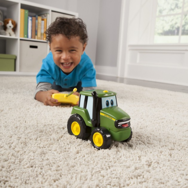 TOMY John Deere Remote Controlled Johnny Tractor