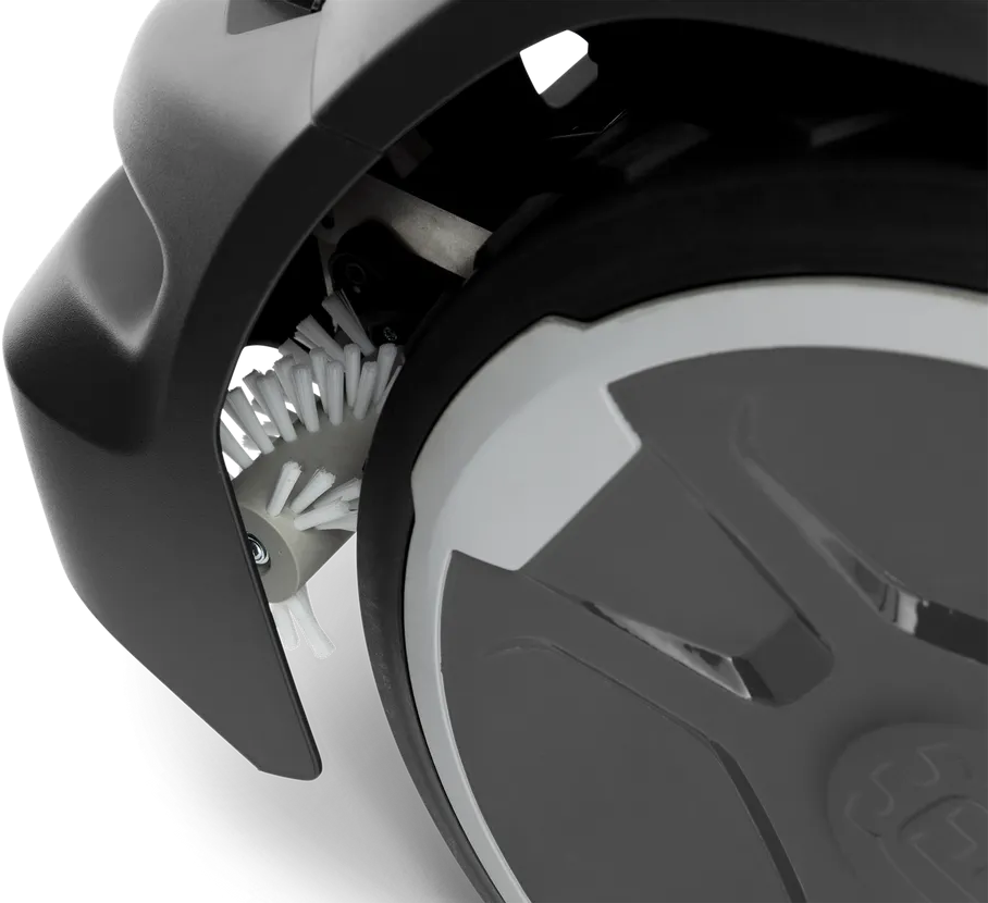 Husqvarna CEORA Automower Active Wheel Brush Kit