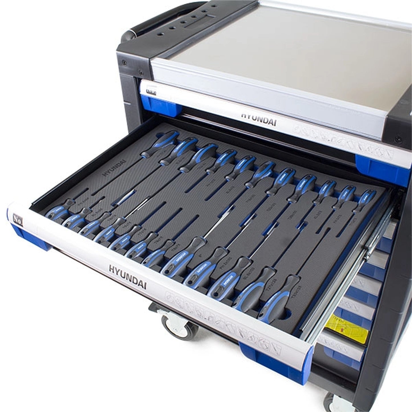 Hyundai HYTC9003 Caster Mounted Roller Tool Chest Cabinet