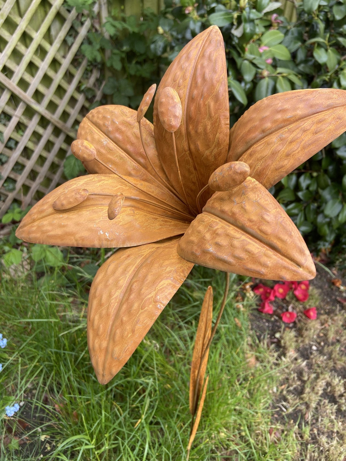 Marissa's Lily Metal Garden Flower 125cm