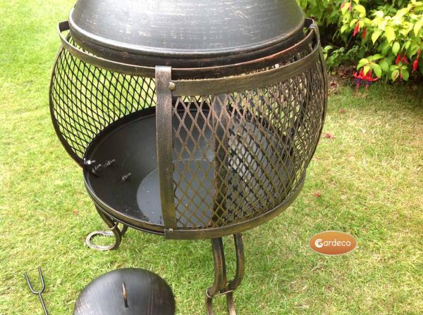 Gardeco Cordoba Pot Belly Steel Chimenea