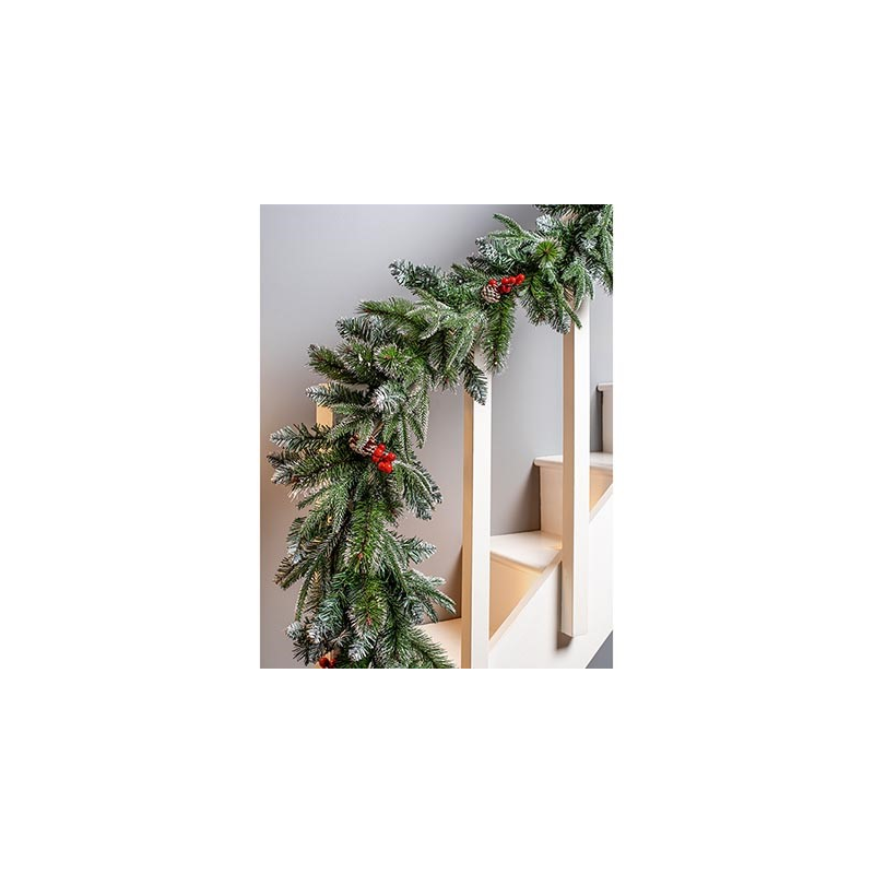 Premier Garland New Jersey with Berries & Cones 1.8m